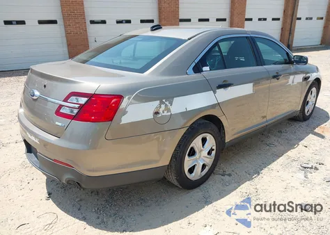 2016 Ford Police Interceptor z USA, uszkodzony, nr VIN 1FAHP2MKXGG155166